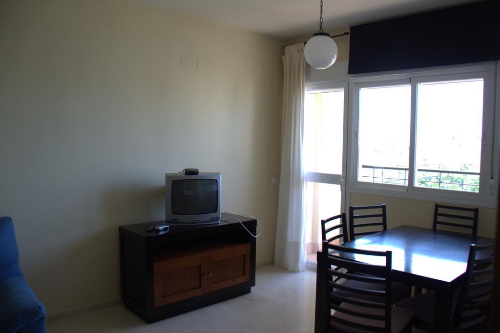 Apartamentos Turisticos Los Girasoles Espartinas Szoba fotó