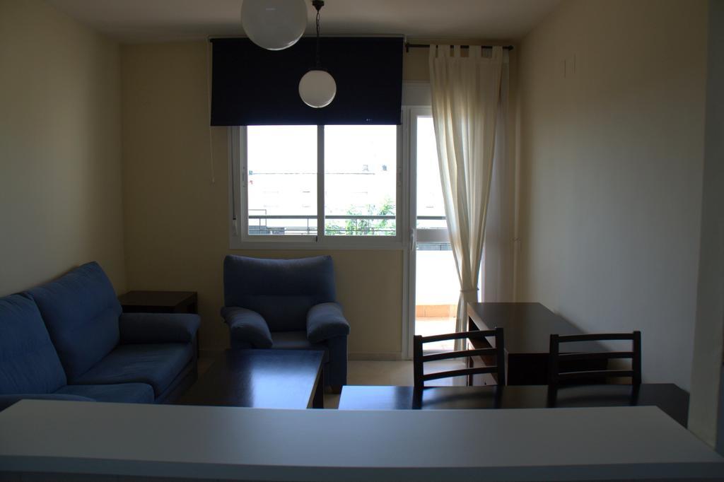 Apartamentos Turisticos Los Girasoles Espartinas Szoba fotó