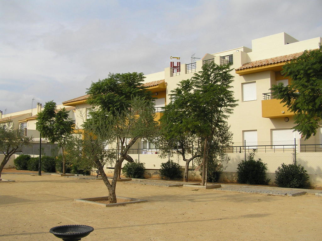 Apartamentos Turisticos Los Girasoles Espartinas Kültér fotó